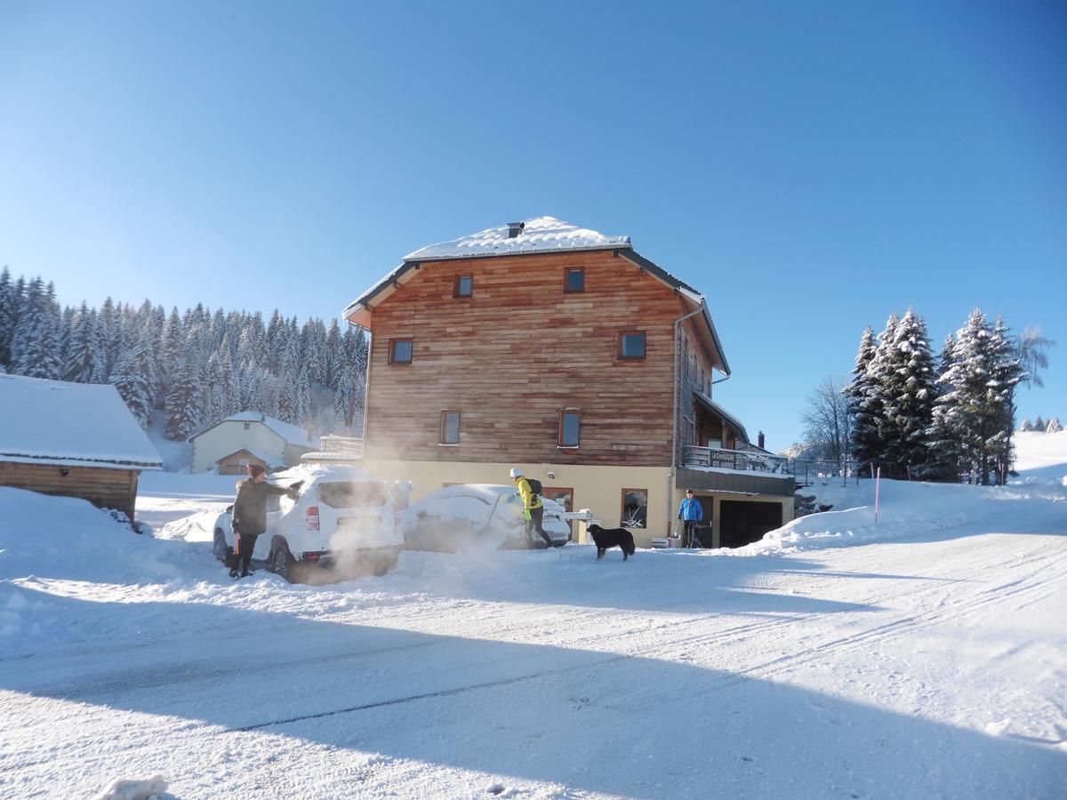 Hotel La Maison Des Inuits Septmoncel-Les-Molunes Exterior foto